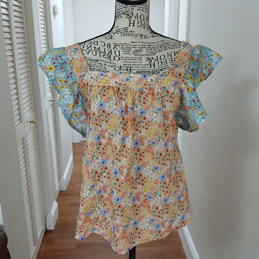 Ophelia‎ & Indigo Floral Honor Top